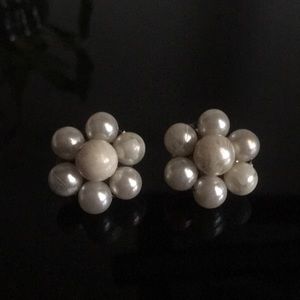 Pearl clip on earrings